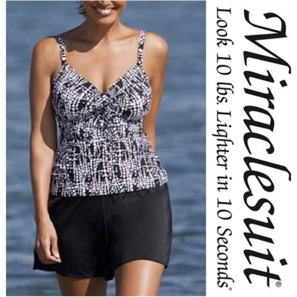 Miraclesuit Roswell Tankini Swim Top Black White Underwire Twist Front Women’s 8 - Picture 2 of 12